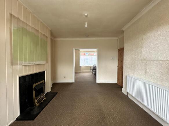 3 bed Semi-Detached for sale Image 6