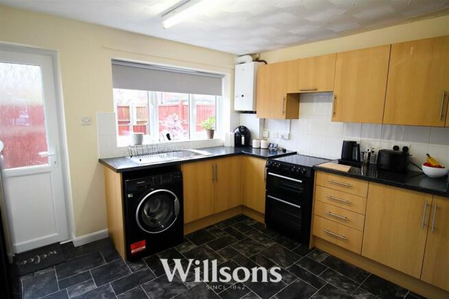 kitchen a.jpg