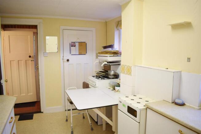Kitch 2.JPG