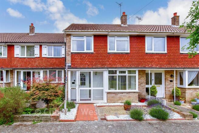 3-bed terraced on Highland Road, Emsworth, Hampshire, £310,000