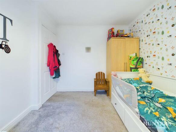 CAM03792G0-PR0131-STILL005.jpg