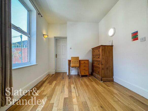 WhatsApp Image 2026-04-10 at 14.47.53 (4)