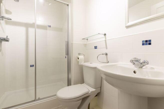 En-suite Shower