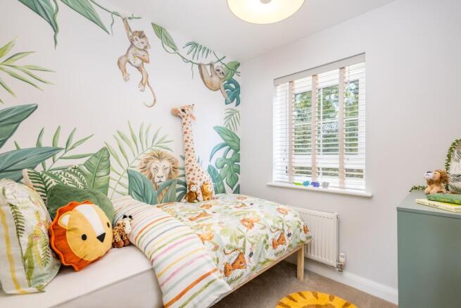 3 bed Semi-Detached for sale Image 6