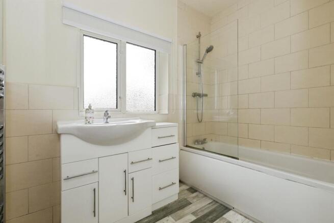 2 bed Semi-Detached for sale Image 11