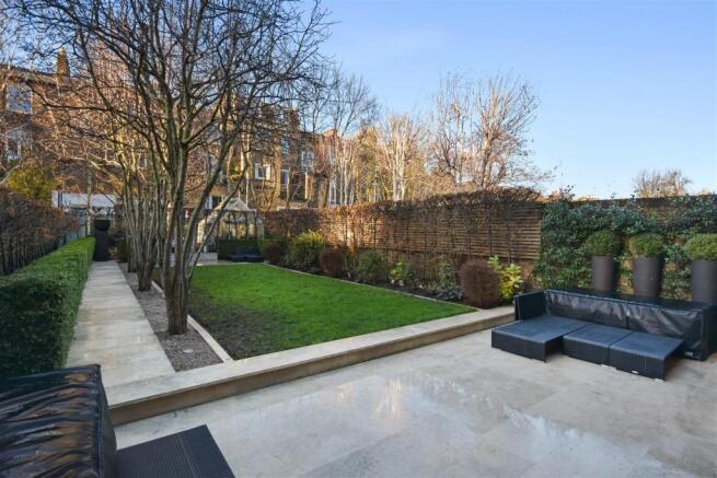 Hammersmith Grove - Garden.JPG