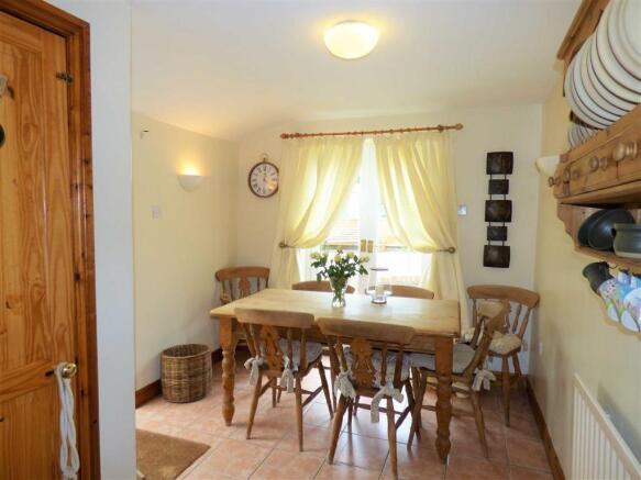 Dining / Sunroom