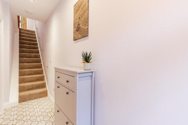 8 Entrance Hall