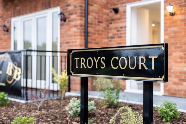 TROY EXTERNAL 2.jpg