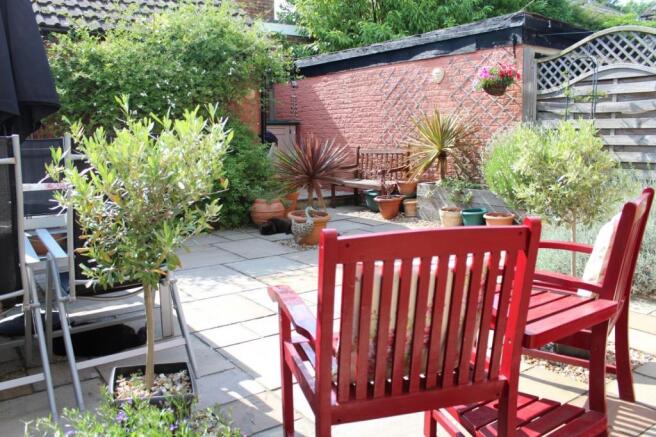 Side Garden Continue