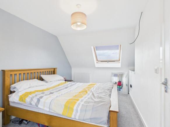 3 bed Terraced for sale Image 9