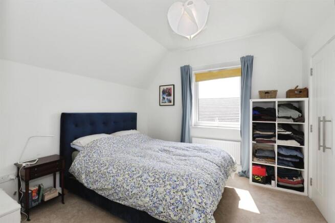 4 bed Terraced for sale Image 12
