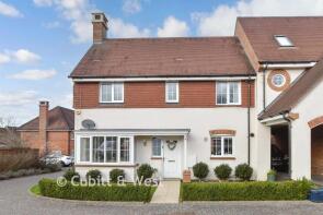 82, Beeches Way, Horsham RH12 0AD