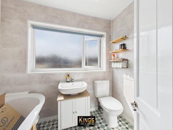 4 bed Terraced for sale Image 11