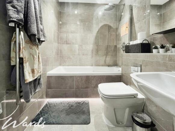 e18ed1a9-Bathroom