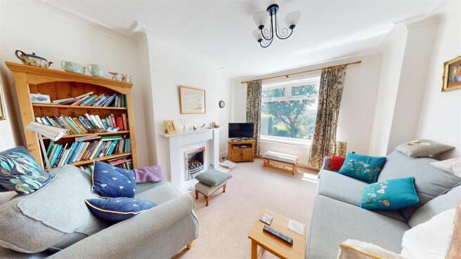 4 bed Semi-Detached for sale Image 8