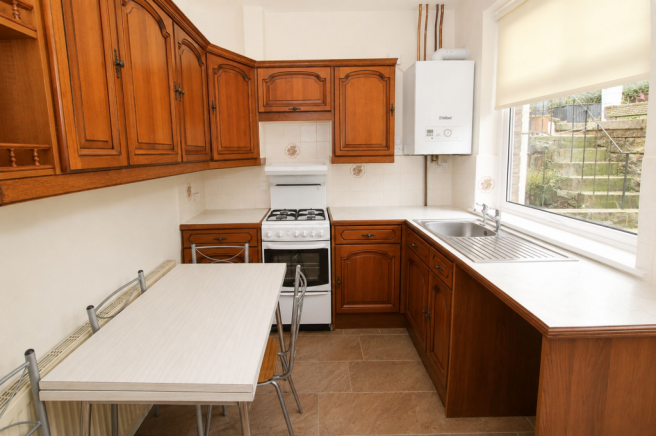 2 bed Terraced for sale Image 5