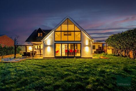 Tylers Road, Roydon, CM19