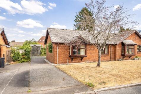 Walnut Gardens, Kington, Herefordshire