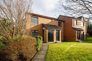 32, Carleton Gate, Glasgow G46 6NU