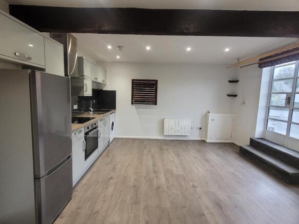 Open plan kitchen/lounge