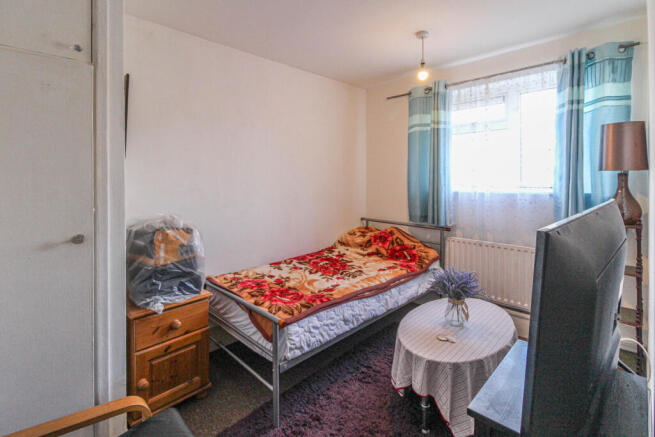 Blyth Avenue, Shoeburyness photo 4