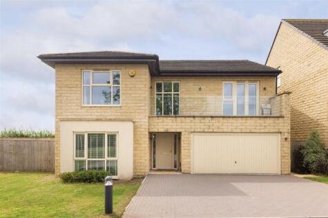 Immaculate Family Home, Mosedale Drive