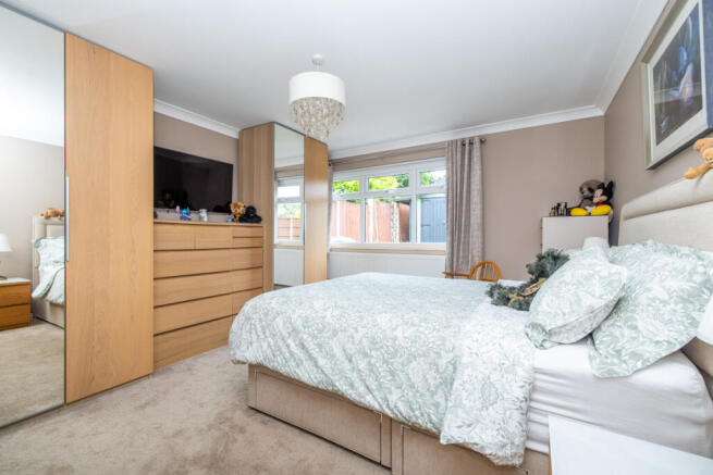 3 bed Bungalow for sale Image 12