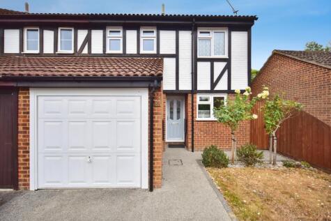 Orache Drive, Weavering, Maidstone, Kent, ME14