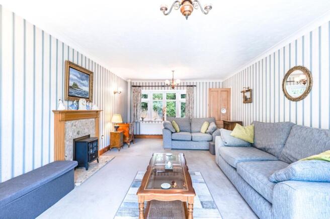 Superb Detached Home in Norwich photo 4