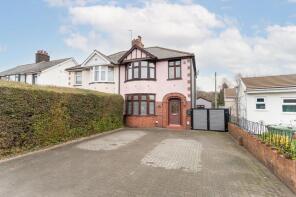 19, Avondale Road, Pontrhydyrun, Cwmbran NP44 1UD
