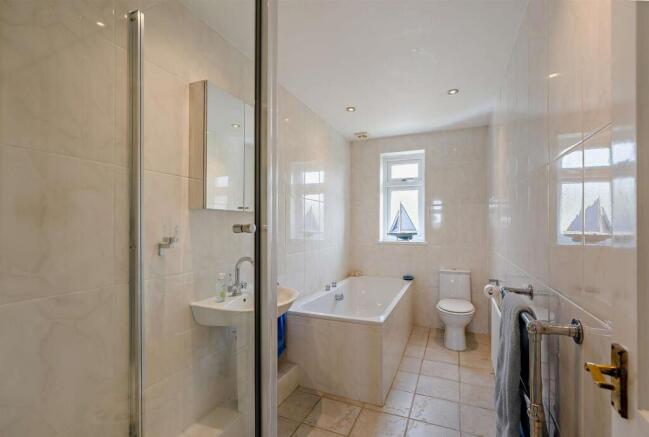 8641134-interior20-800.jpg