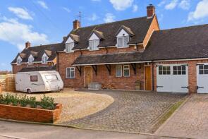 Broadeaves, Main Street, Evesham WR11 4UE