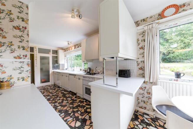 9 Manor Way (11 of 2