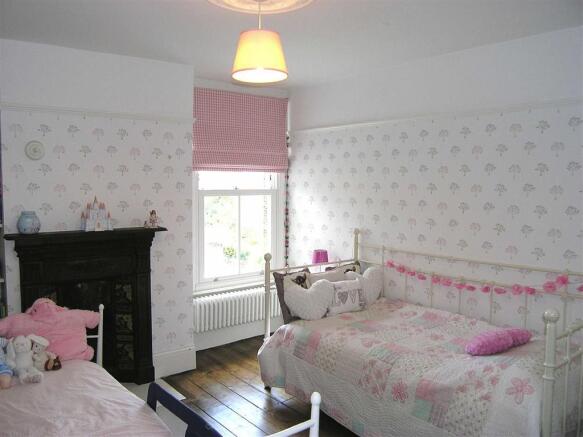 Photo 10