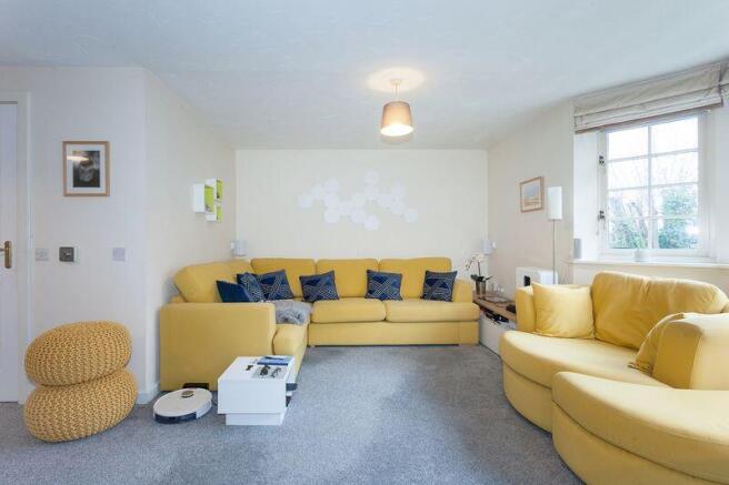 OPEN PLAN LOUNGE DINING KITCHEN