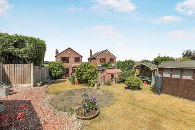 3 bed Detached for sale Image 10