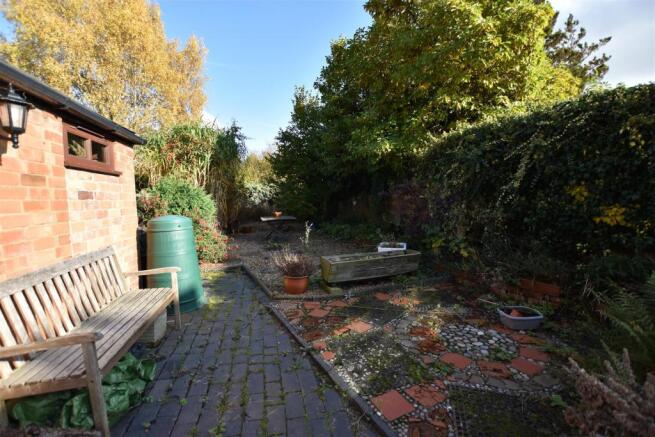WALLED GARDEN