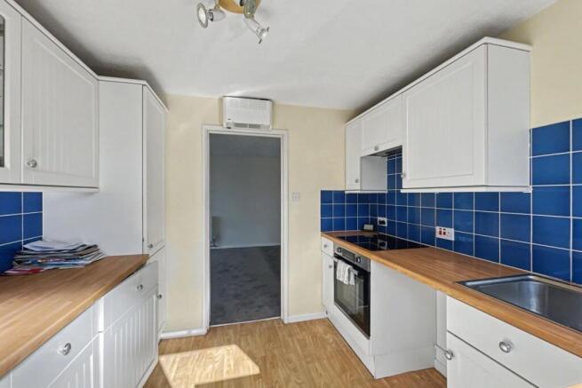 4 Bonython Drive, Grampound, Truro, Cornwall, TR2 4RL photo 4