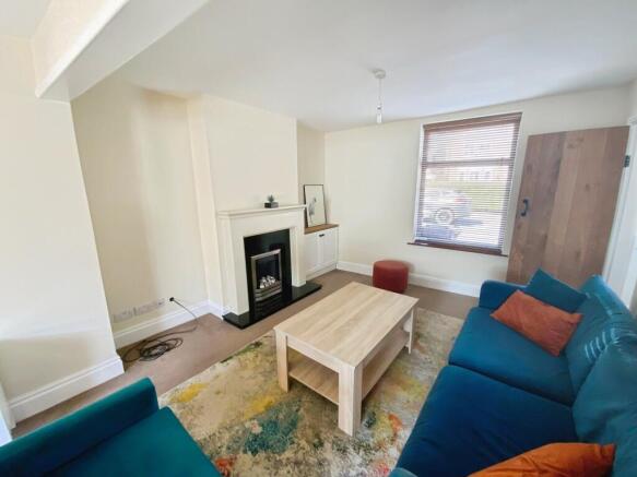 3 bed Semi-Detached for sale Image 7