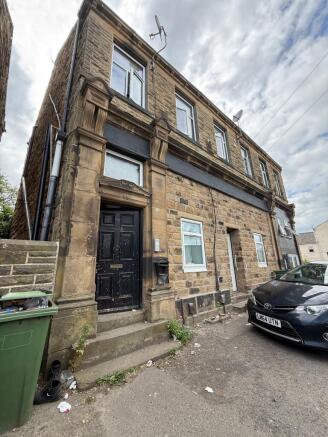 1 bed Duplex to rent Image 7