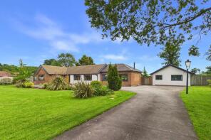 Dayton, Mannings Lane, Hoole Village, Chester CH2 4EU