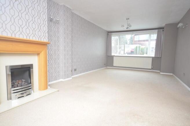lounge 1.JPG