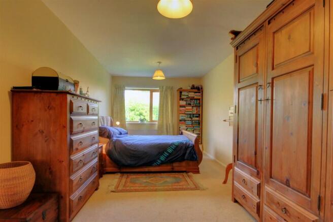 BED 1