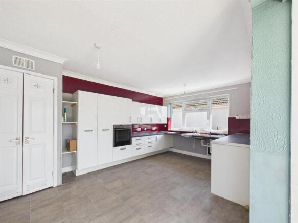 Kitchen/Dining Room