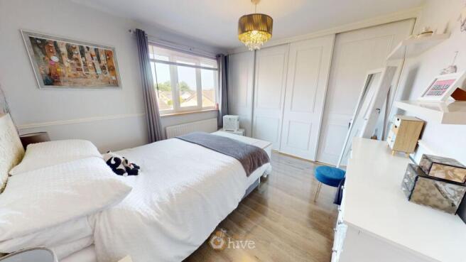 4 bed Detached for sale Image 11