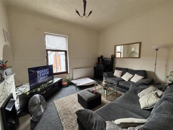2 bed Block of Apartments for sale Image 7