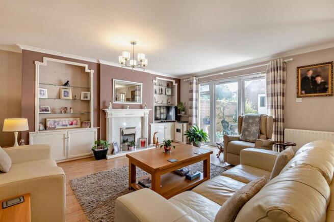 8667933-interior14-800.jpg