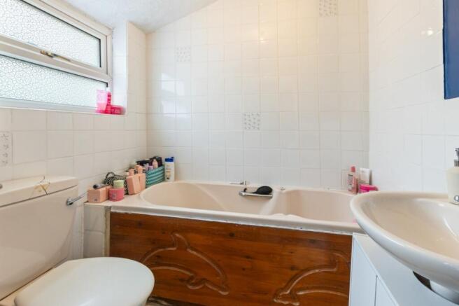 2 bed Terraced for sale Image 7