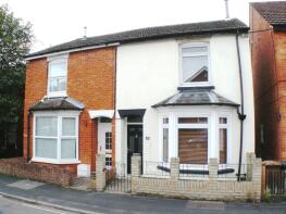 32, Balmoral Road, Andover SP10 3HY
